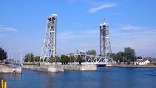 Clarence Street Bridge